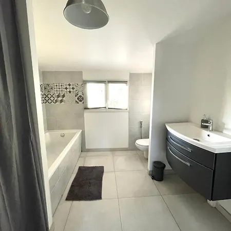 Hébergement de vacances Maison Avec Terrasse